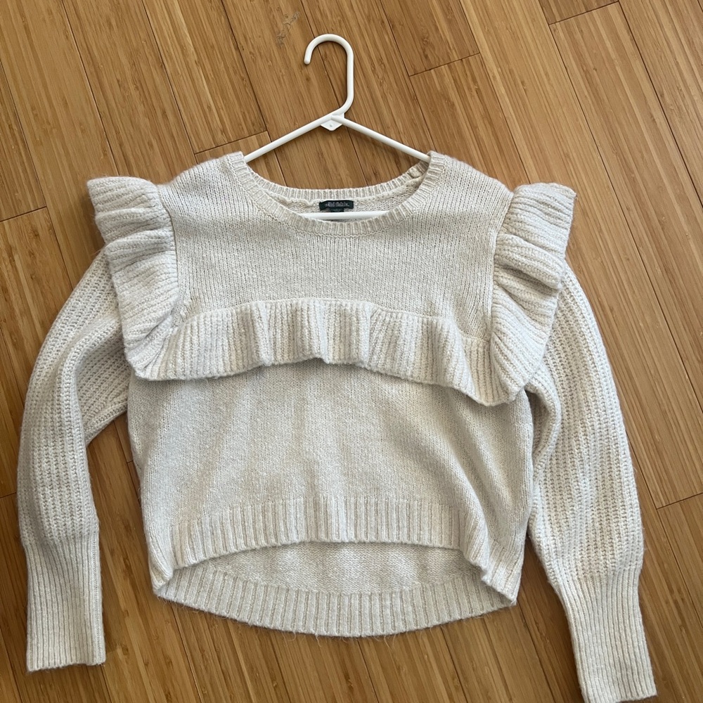 WILD FABLE CREAM SWEATER